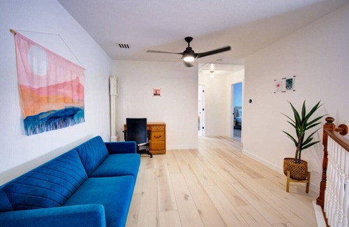 Addison Casa | Chic Haven in Addison: Comfy & Convenient!