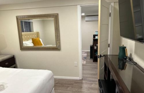 Bankers Hill Casa | Chic Home by Little Italy and SD