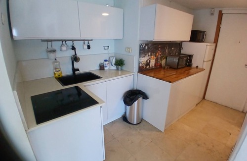 Herzliya Pituach Apartamento | Chic hotel suite in superb Herzliya with fitness room, WiFi and pool