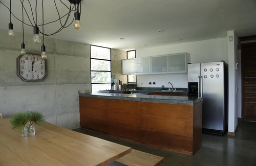Retiro Otro | CHIC HOUSE IN THE FOREST