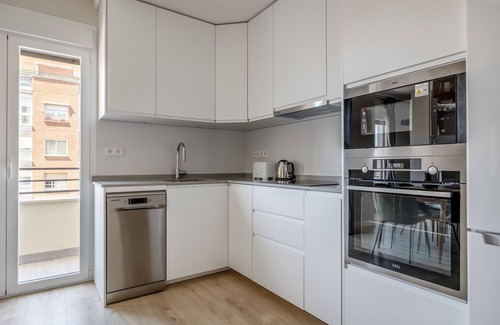 Ibiza Apartamento | Chic Ibiza 3BR w/ Doorman, nr Retiro Park, by Blueground