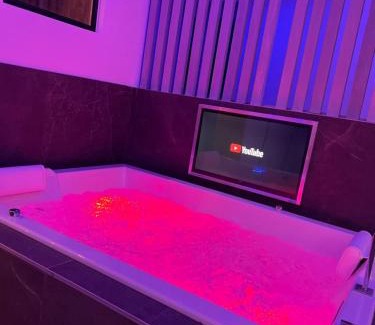 Plaine Centre Ville Apartamento | Chic & Jacuzzi