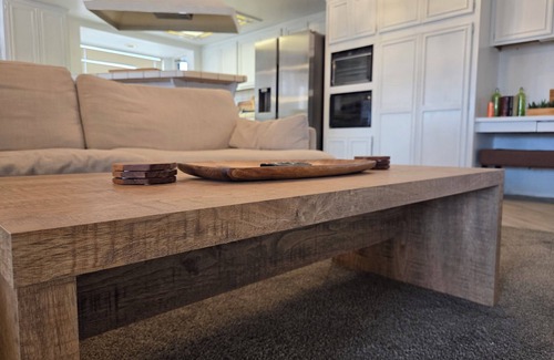 Apple Valley Casa | Chic Lake House