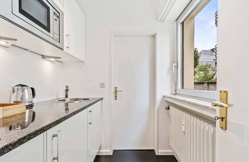 Limpertsberg Apartamento | Chic Limpertsberg Studio w/ Free Parking & Wi-Fi