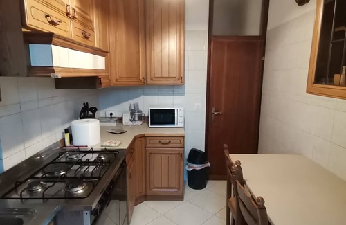 Milan Apartamento | Chic luxury loft with balcony in a shared apartment +WiFi, AC in vibrant Milano