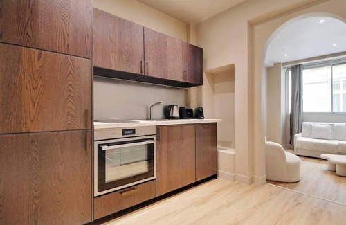 Saint-Merri Apartamento | CHIC MARAIS SOUPLEX: LUXURY 6 BED APARTMENT NEAR ARCHIVES AND PLACE DES VOSGES