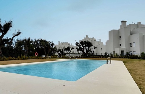 San Roque Apartamento | Chic Mediterranean Living: A Three-Bedroom Penthouse Situated in the San Roque Club Resort