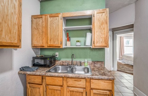Midtown Apartamento | Chic Midtown Apartment Near Zoo, Park and Museums
