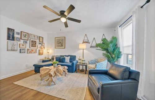 Springdale Casa | Chic & Modern 2BD Near CAE