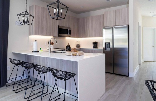 Four Corners Casa | Chic Modern 4BR Home with Private Pool