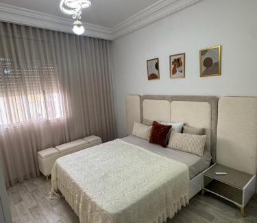 Cite Les Palmeraies Apartamento | Chic & Modern Apartment with Underground Parking