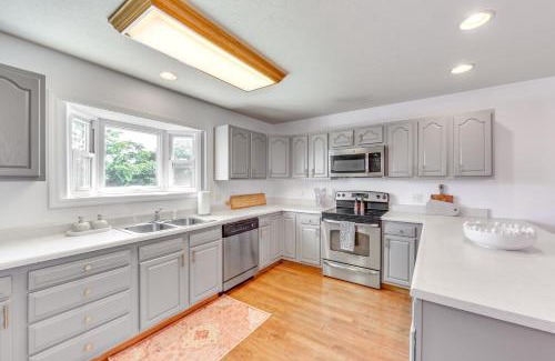 Morgantown Casa | Chic Morgantown Vacation Rental - 2 Mi to WVU!