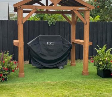 Cutler Bay Casa | Chic-ness Oasis