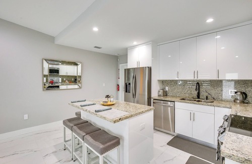 North Miami Cabaña | Chic North Miami House ~ 7 Mi to Hard Rock Stadium