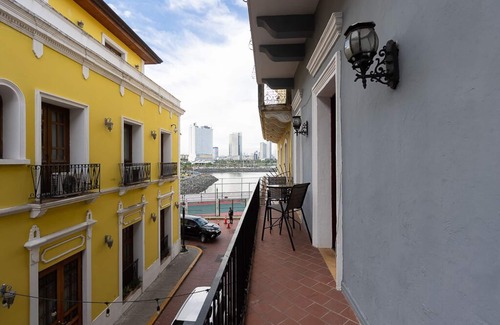 Obarrio Apartamento | Chic One Bed Apartment in the Heart of Casco Viejo