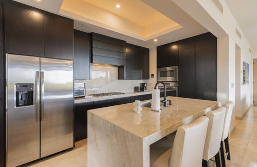 Palmilla Condominio | Chic Palmilla Dunes with Charm and Amenities