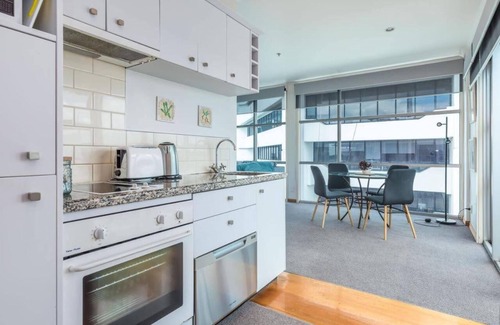 Auckland Central Business District Apartamento | Chic Princes Wharf Studio | City View | Parking