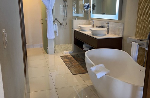 Chula Vista Complejo | Chic resort with WiFi, AC, fitness room in sunny San Jose del Cabo