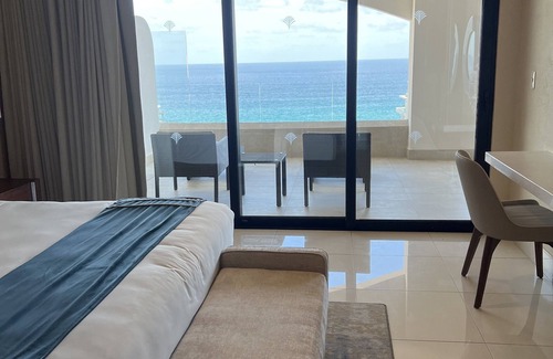 Chula Vista Complejo | Chic resort with WiFi, AC, fitness room in sunny San Jose del Cabo