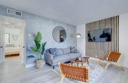 Imperial Point Apartamento | Chic Retreat: 2BR Apartment!