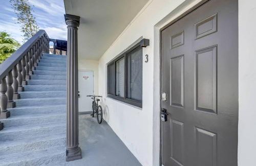 Imperial Point Apartamento | Chic Retreat: 2BR Apartment!