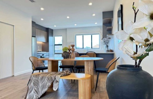 Greenlane Condominio | Chic Retreat 3Beds Lux Townhouse -ASB showgrounds