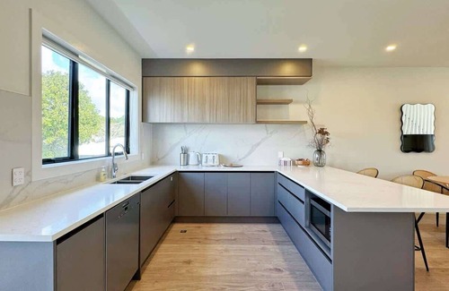 Greenlane Condominio | Chic Retreat 3Beds Lux Townhouse -ASB showgrounds