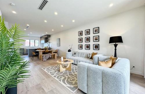 Greenlane Casa | Chic Retreat 3Beds Luxury Townhouse - ASB showgrounds & Cornwall Park
