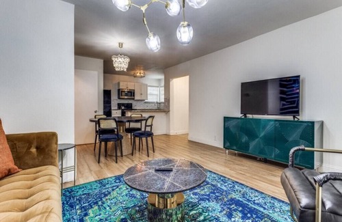 Original Town Casa | Chic Retreat Old Downtown