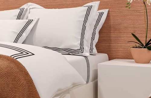 Kissimmee Hotel | Chic Room w/ Lake Cecile Views – Minutes Away from Disney Fun