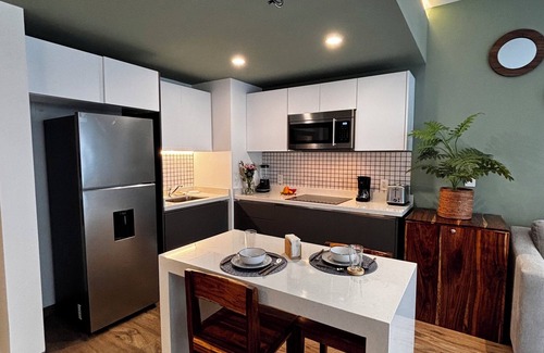 Tohoku Apartamento | Chic studio at Sensai Downtown in Playa del Carmen: with AC, WiFi & fitness room