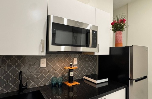 Princeton Apartamento | Chic studio in fabulous Miami with AC, WiFi. Enjoy your stay!