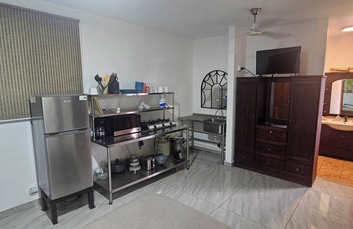 Playa Hermosa Apartamento | Chic studio with WiFi and AC in phenomenal Playa Hermosa