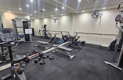 Toorak Apartamento | Chic studio with WiFi, AC, fitness room in fabulous Toorak