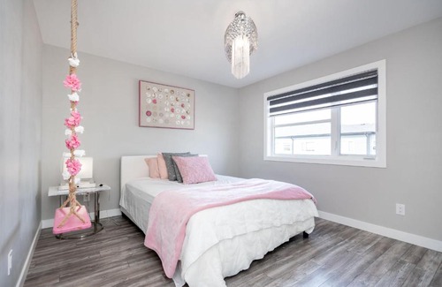 Fort Gary Apartamento | Chic themed 4 bedroom + Hottub + Free Parking