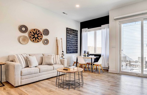 Windsor Park Casa | Chic Townhouse 2 Mi to Downtown Indianapolis