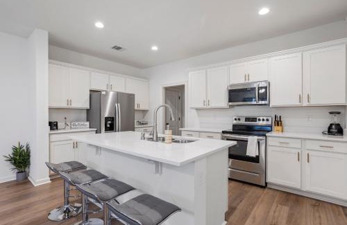 Highlands - Perkins Casa | Chic Townhouse by LSU