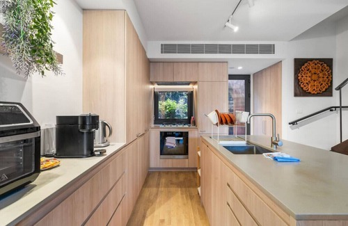 South Yarra Casa | Chic Townhouse in South Yarra