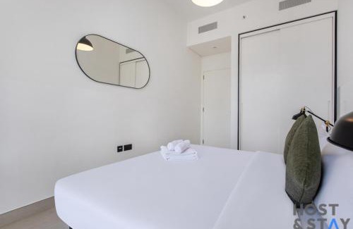 Dubai Apartamento | Chic Urban 2BR at Collective 2