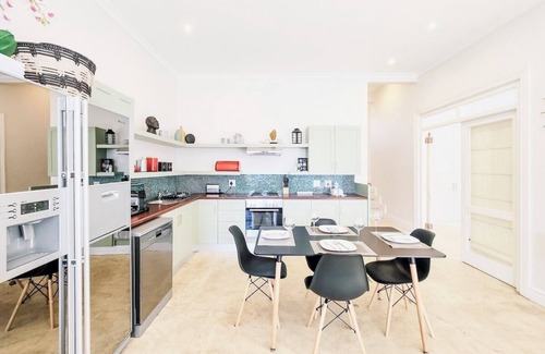 Bo'Kaap Casa | Chic Urban Escape – 2BR in Vibrant CPT