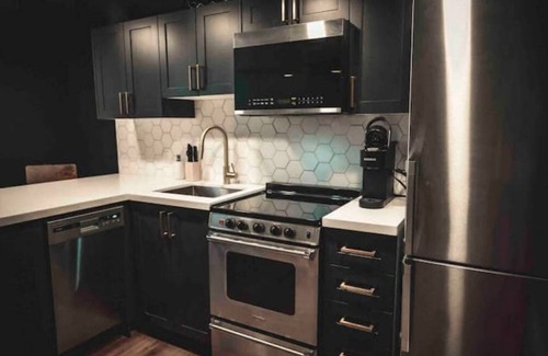 Barrie Apartamento | Chic Urban Getaway