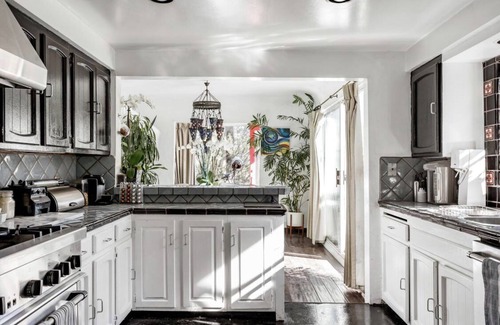 Sunset Junction Casa | Chic yoga villa with saltwater pool and views on silverlake sunset junction