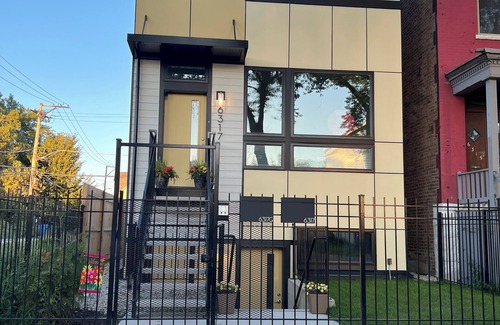 Woodlawn Apartamento | Chicago 1-bedroom/1 Office apartment: welcoming Chicago with AC, onsite laundry