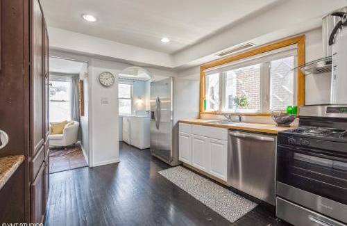 Chicago Casa | Chicago Big House