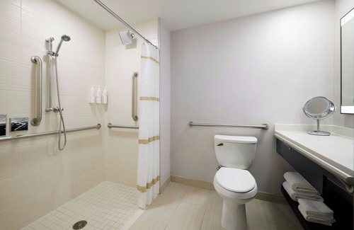 Hoffman Estates Hotel | Chicago Marriott Northwest