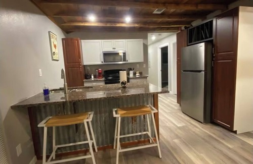 Lufkin Cabina | Chicken Coop Waterfront Cabin on Stocked Pond