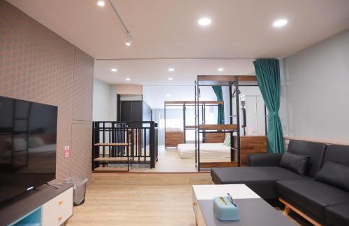 West Central District Casa | Chief Homestay輕旅套房附設電梯#本國旅客須先匯款
