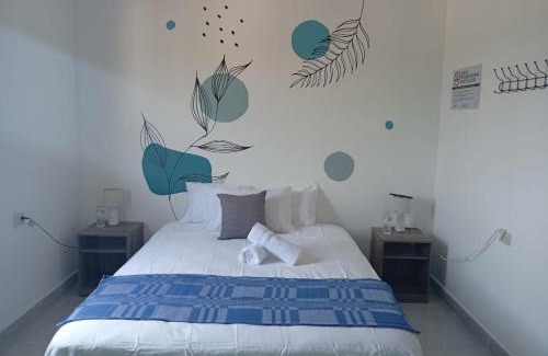 La Libertad Cama Y Desayuno | Chilo's Bed and Breakfast