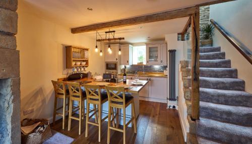 Hepworth Casa | Chimney Cottage