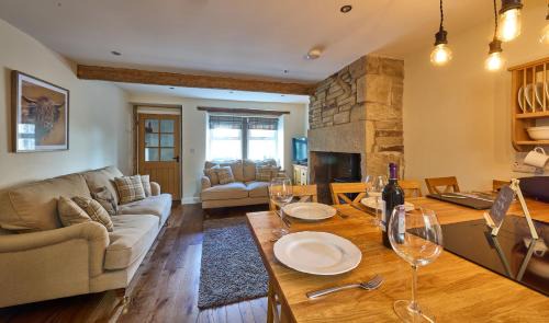 Hepworth Casa | Chimney Cottage